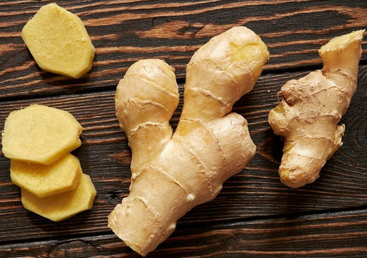 Fresh and dried ginger 